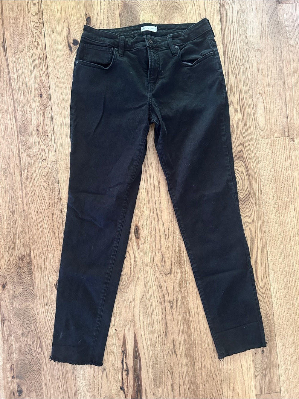 Carve Designs Black Cropped Slim Jeans